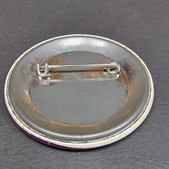 2 Vintage 70s 80s Christianity Religous Pins Pinbacks Buttons Mary Joseph Dove - Picture 7 of 8